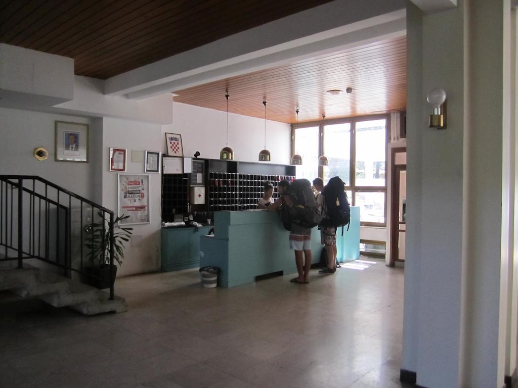 Hostel Spinut Split Exterior foto